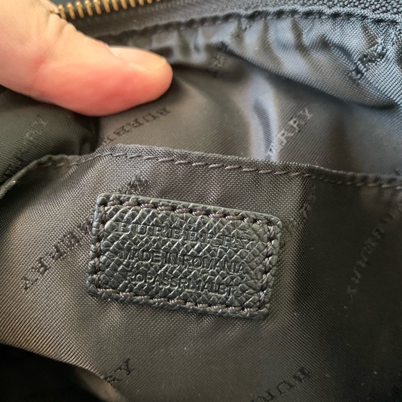 Authentic Burberry clutch - Picture 15 of 16